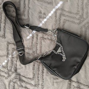 Black SHEIN Chain Crossbody Bag